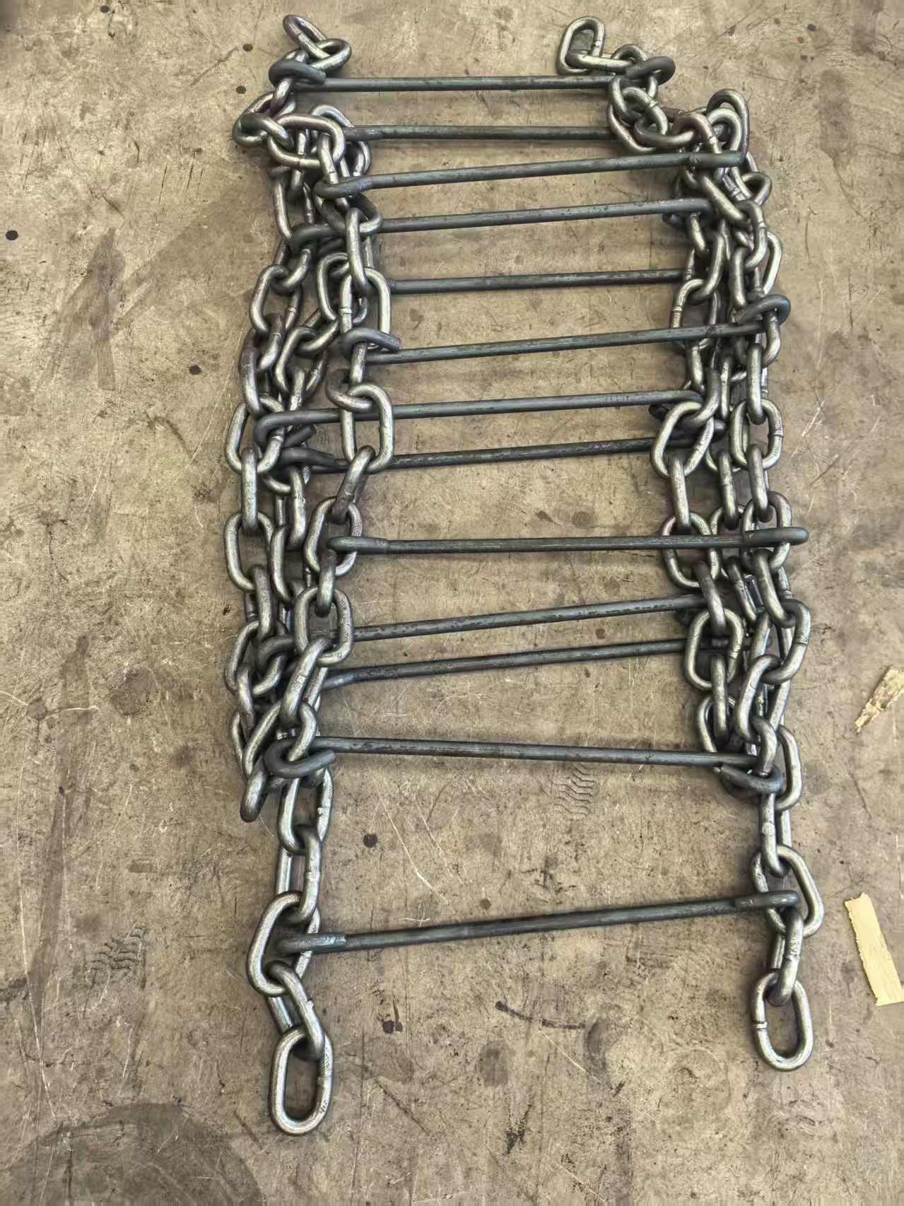 18*64 mm galvanized high quality wear-resistant helicopter ladder chain, round link chain