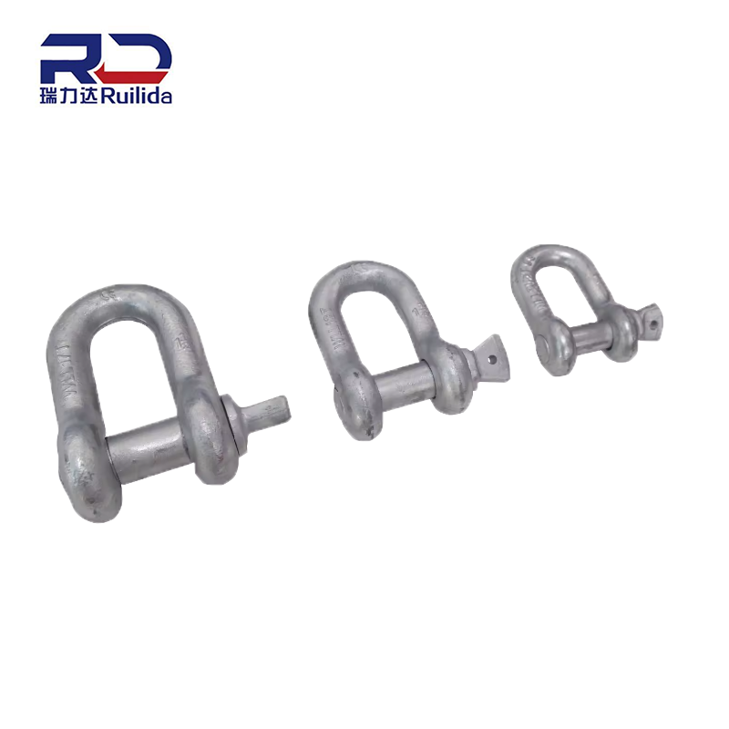 Marine-grade stainless steel D-shackle provides corrosion resistance for offshore rigging applications and durability
